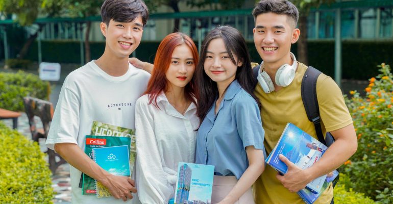 học bổng trường đại học CMC