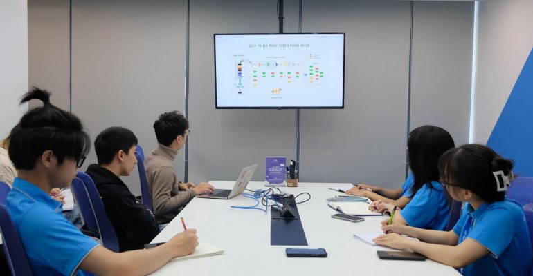 trường Đại học CMC