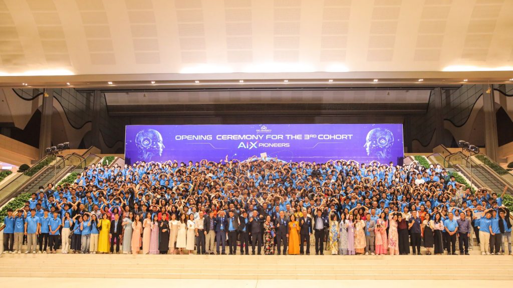 Trường Đại học CMC tưng bừng tổ chức Lễ khai giảng Khóa 3 năm học 2024 – 2025, mở ra hành trình sáng tạo không ngừng trong kỷ nguyên AI đầy hứa hẹn