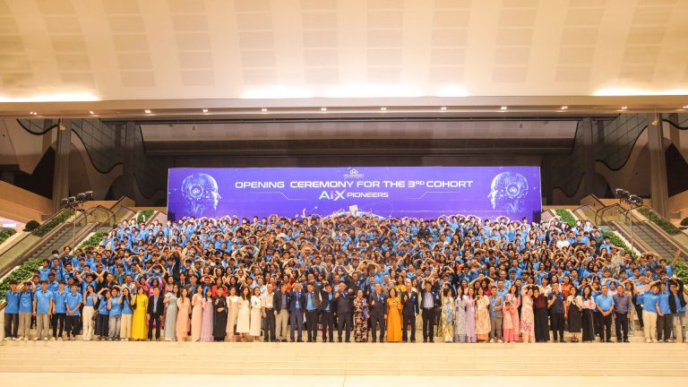 Trường Đại học CMC tưng bừng tổ chức Lễ khai giảng Khóa 3 năm học 2024 – 2025, mở ra hành trình sáng tạo không ngừng trong kỷ nguyên AI đầy hứa hẹn