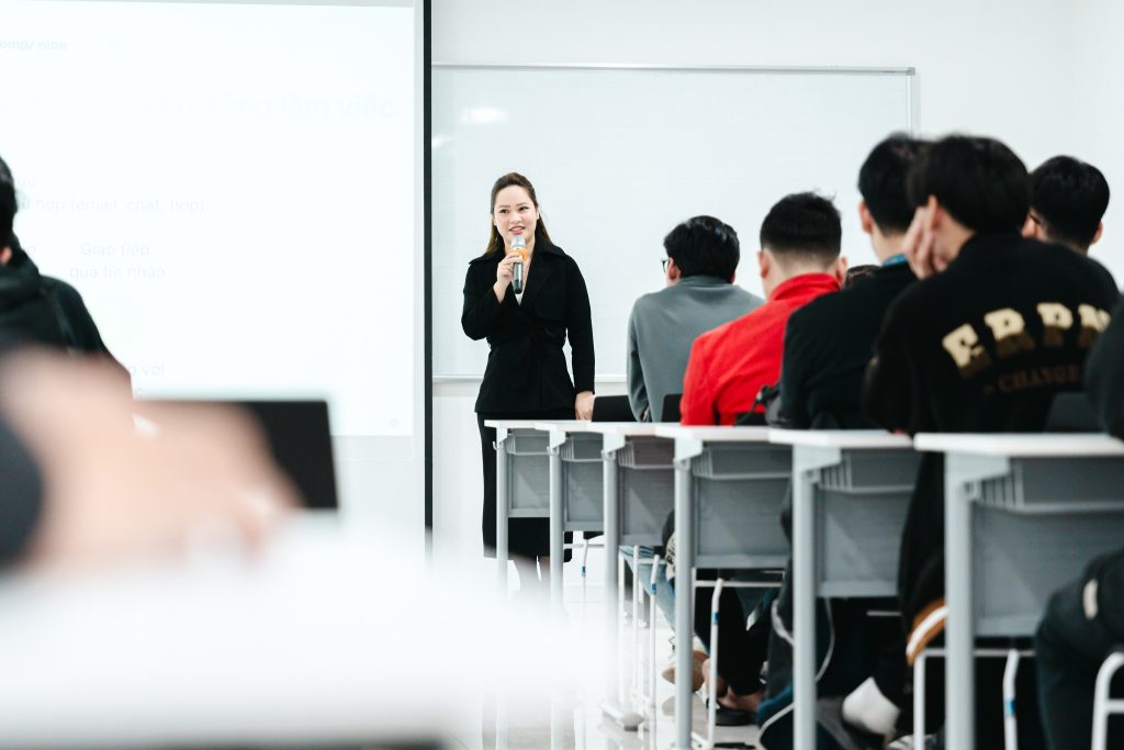 thực tập on job training trường đại học cmc
