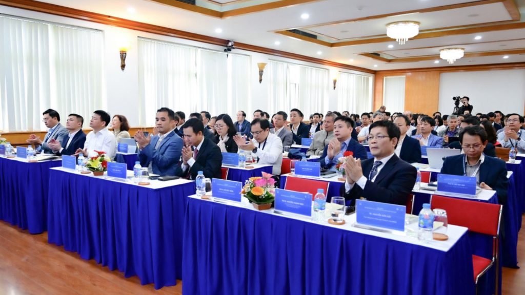 FISU Việt Nam cùng trường Đại học Công nghệ, trường Đại học CMC tổ chức hội thảo “AI và tương lai giáo dục đại học”