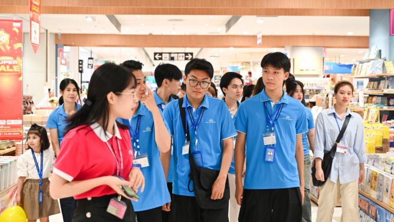 Bộ GD-ĐT công bố lịch thi THPT 2025 và những quy định chính thức