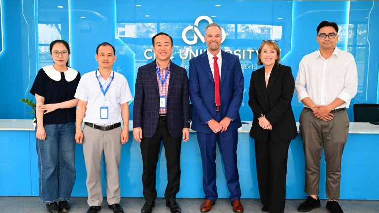 Trường Đại học CMC làm việc với Đại học Utah (Hoa Kỳ), thúc đẩy hợp tác nhằm mang đến cơ hội học tập và nghiên cứu cho sinh viên
