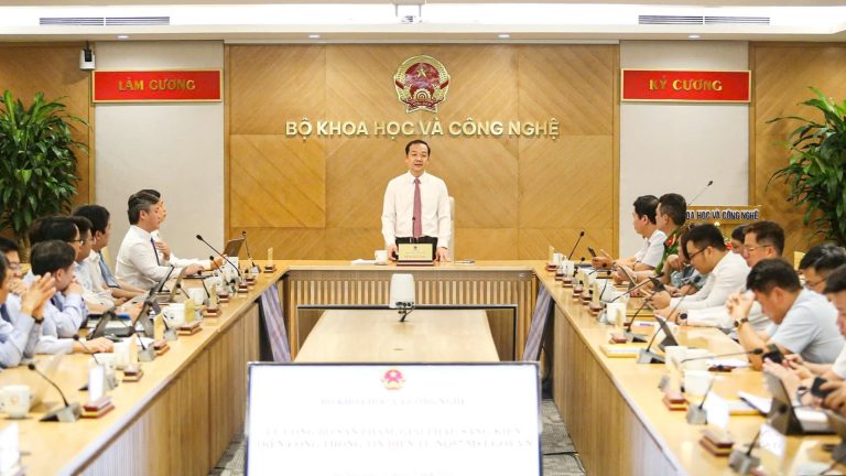 5 sản phẩm công nghệ của CMC được lựa chọn công bố trên Cổng thông tin Nghị quyết 57