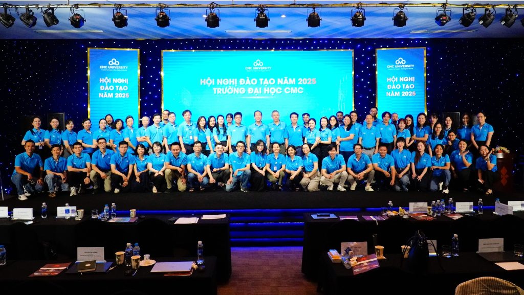 Hội nghị Đào tạo năm 2025: Thúc đẩy ứng dụng trí tuệ nhân tạo và công nghệ số trở thành động lực đổi mới giáo dục đại học