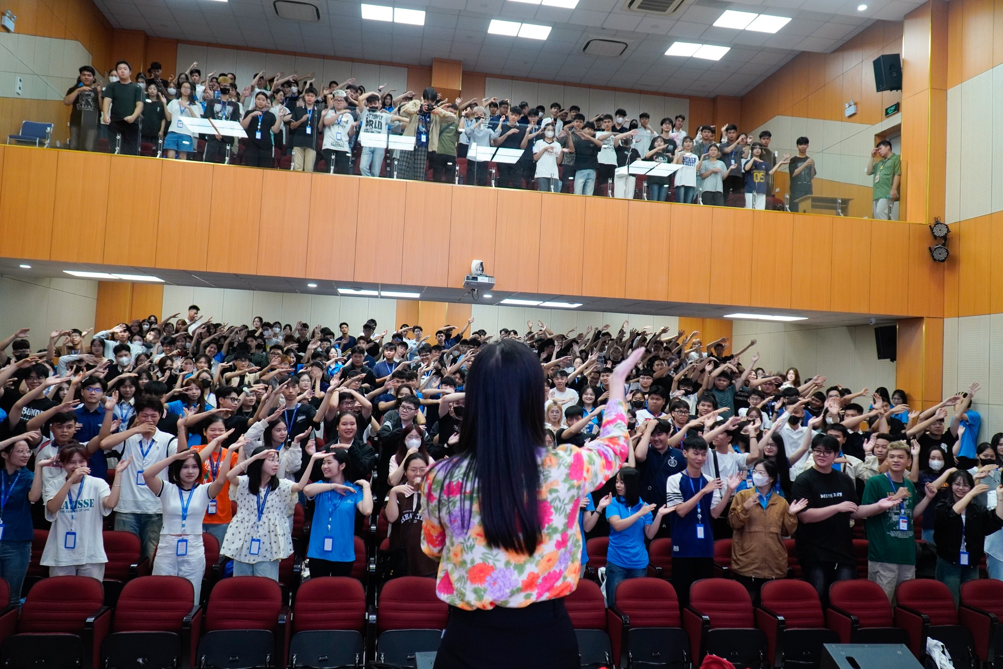 Chương trình Gặp mặt và định hướng đầu khóa cho Tân sinh viên Khóa 4 Trường Đại học CMC