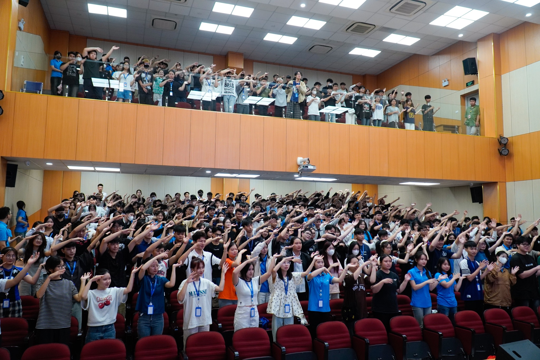 Chương trình Gặp mặt và định hướng đầu khóa cho Tân sinh viên Khóa 4 Trường Đại học CMC