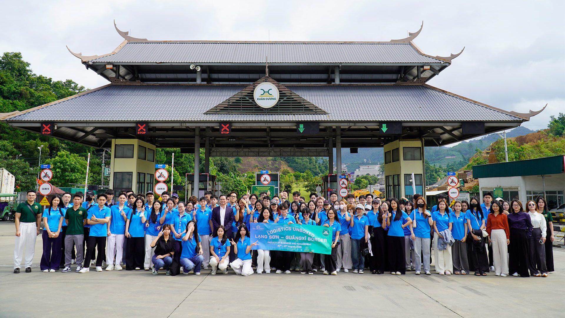Sinh viên Trường Đại học CMC trải nghiệm thực tế 2N1Đ tại Công ty Cổ phần Hữu Nghị Xuân Cương