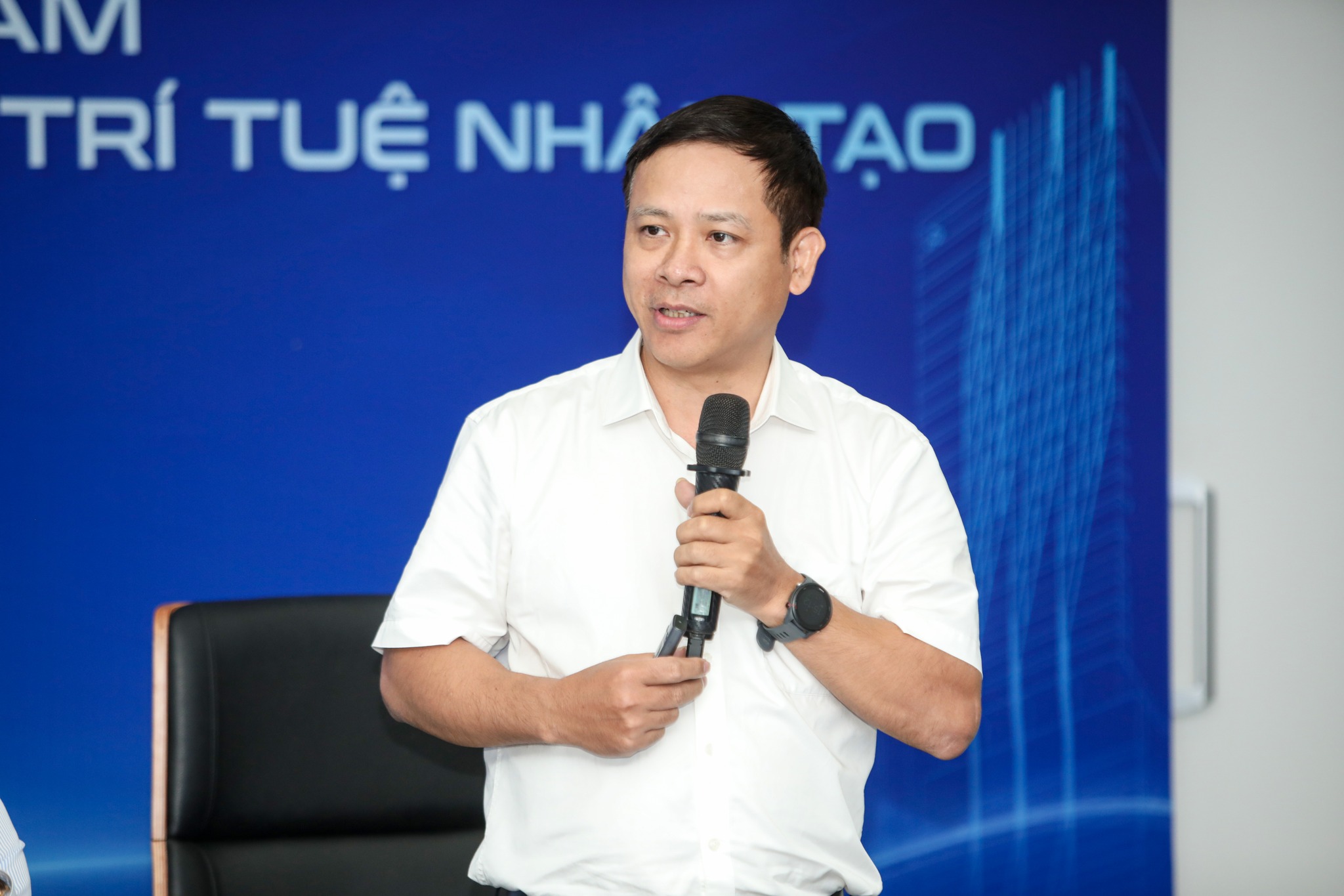 Tọa đàm Quản trị đại học Việt Nam trước tác động của công nghệ số và trí tuệ nhân tạo