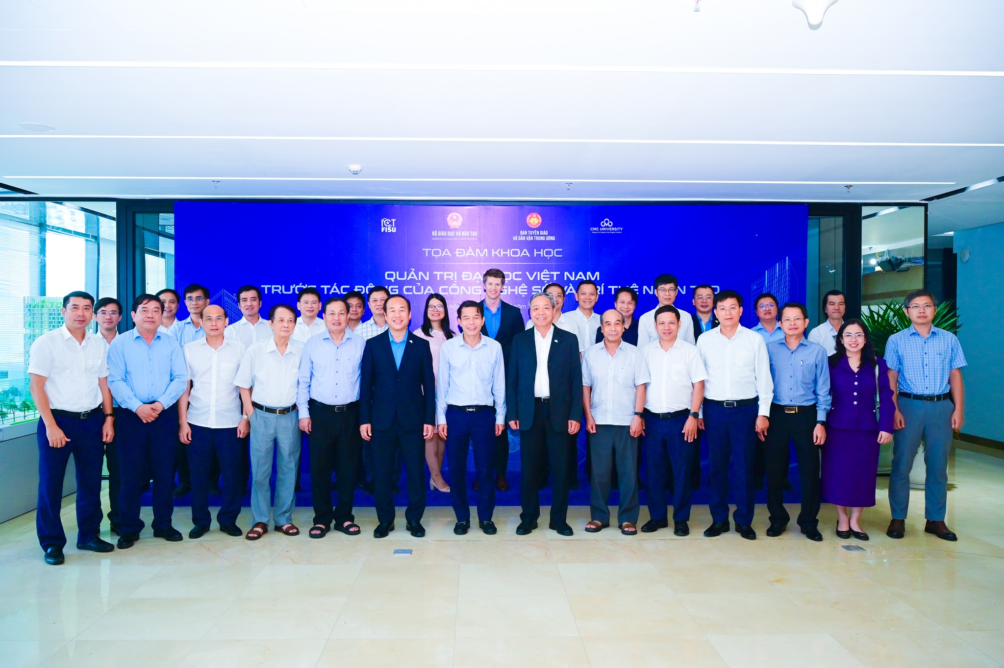 Tọa đàm Quản trị đại học Việt Nam trước tác động của công nghệ số và trí tuệ nhân tạo