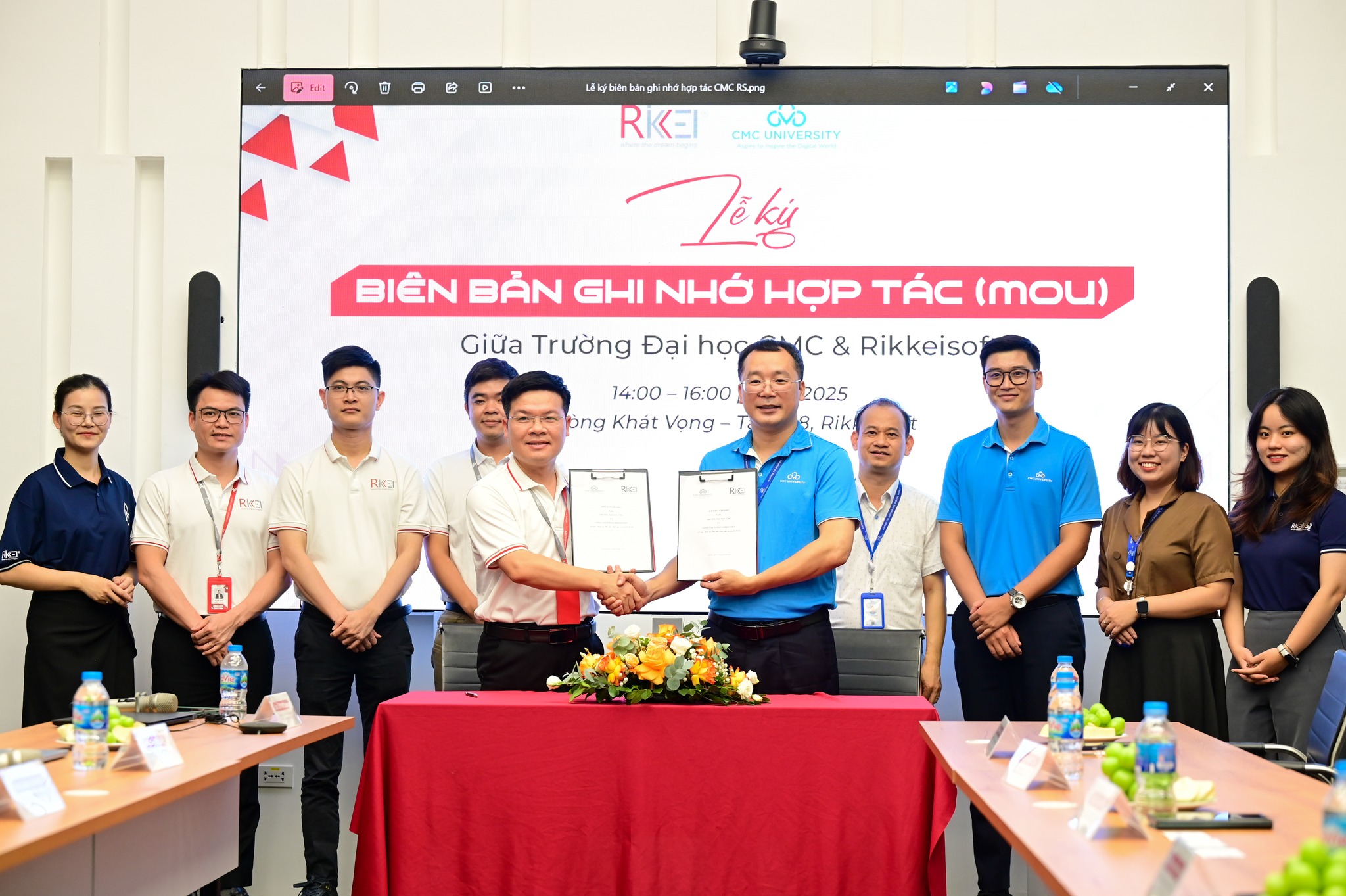 Trường Đại học CMC ký kết Biên bản ghi nhớ hợp tác với Công ty Cổ phần Rikkeisoft