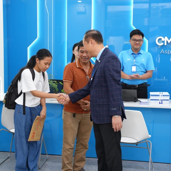 CHÀO ĐÓN TÂN SINH VIÊN KHÓA 4 NHẬP HỌC TRƯỜNG ĐẠI HỌC CMC 2025