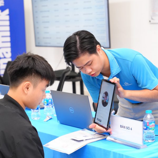 CHÀO ĐÓN TÂN SINH VIÊN KHÓA 4 NHẬP HỌC TRƯỜNG ĐẠI HỌC CMC 2025