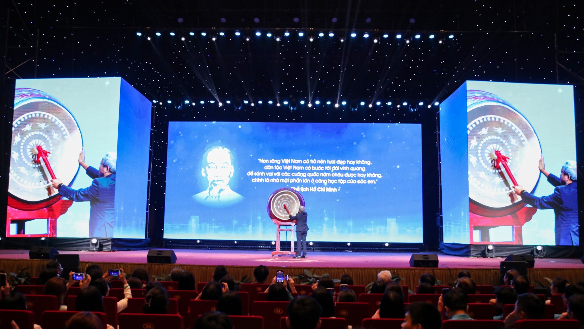 Lễ khai giảng Khóa 4 Trường Đại học CMC năm học 2025 – 2026