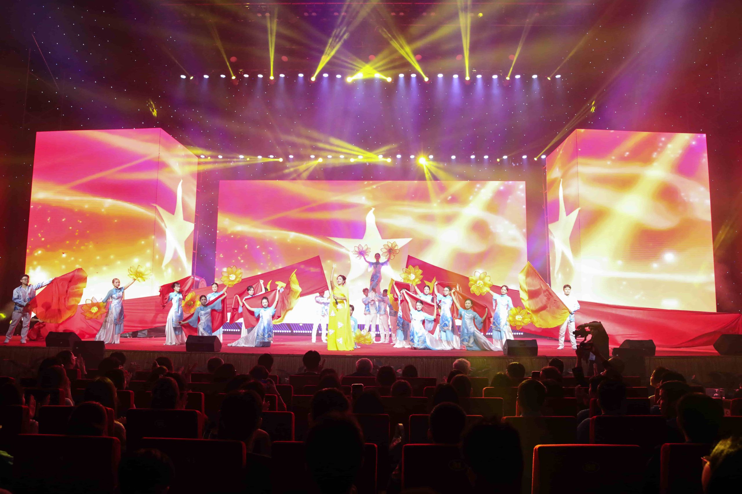 Lễ khai giảng Khóa 4 Trường Đại học CMC năm học 2025 – 2026