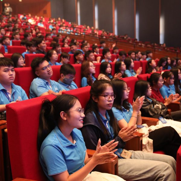 Lễ khai giảng Khóa 4 Trường Đại học CMC năm học 2025 – 2026