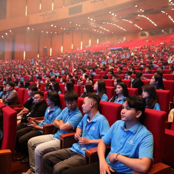 Lễ khai giảng Khóa 4 Trường Đại học CMC năm học 2025 – 2026