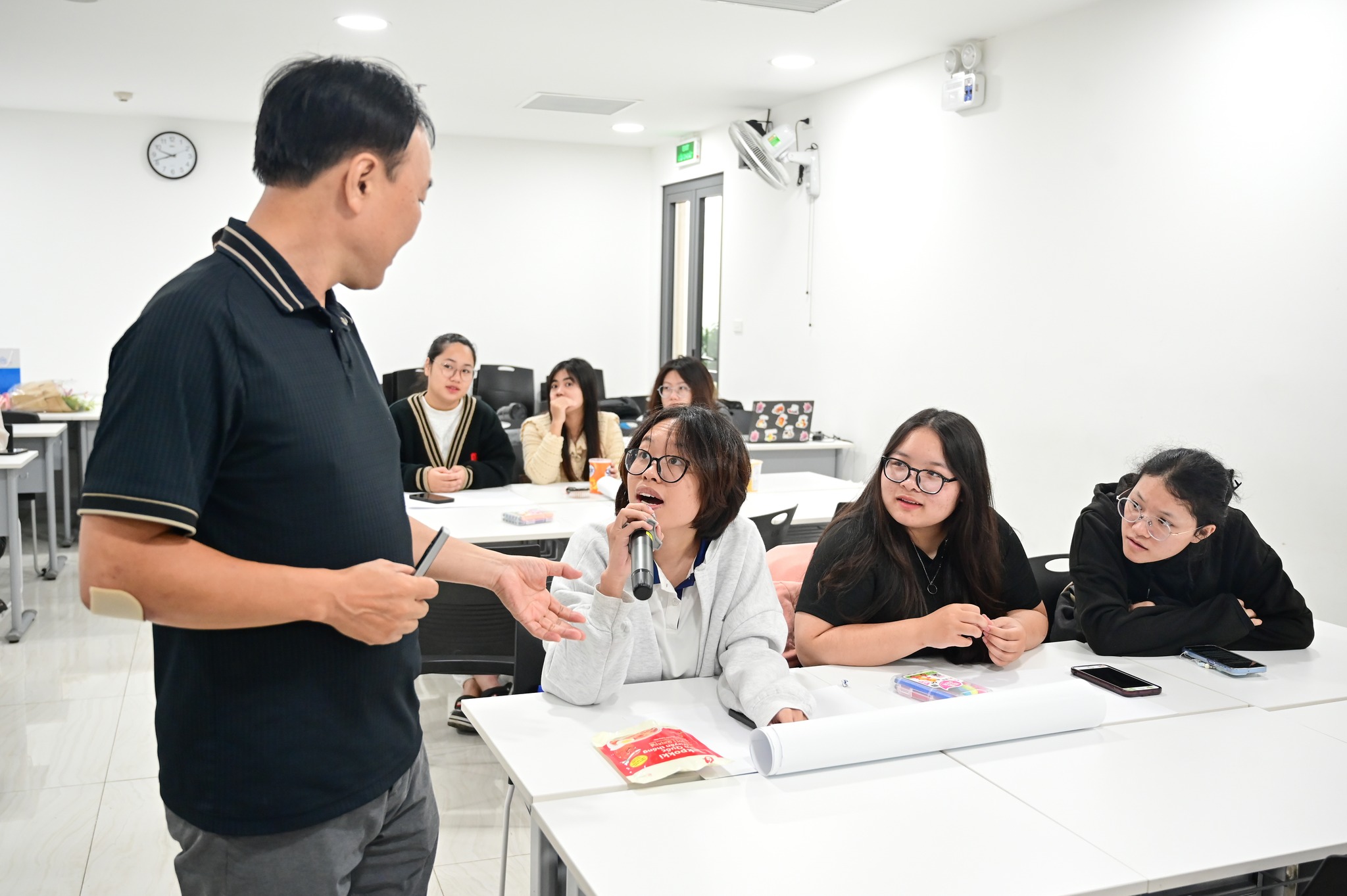 Trải nghiệm Workshop Văn hóa Hàn Quốc và Tâm lý Thế hệ MZ qua K-pop Demons