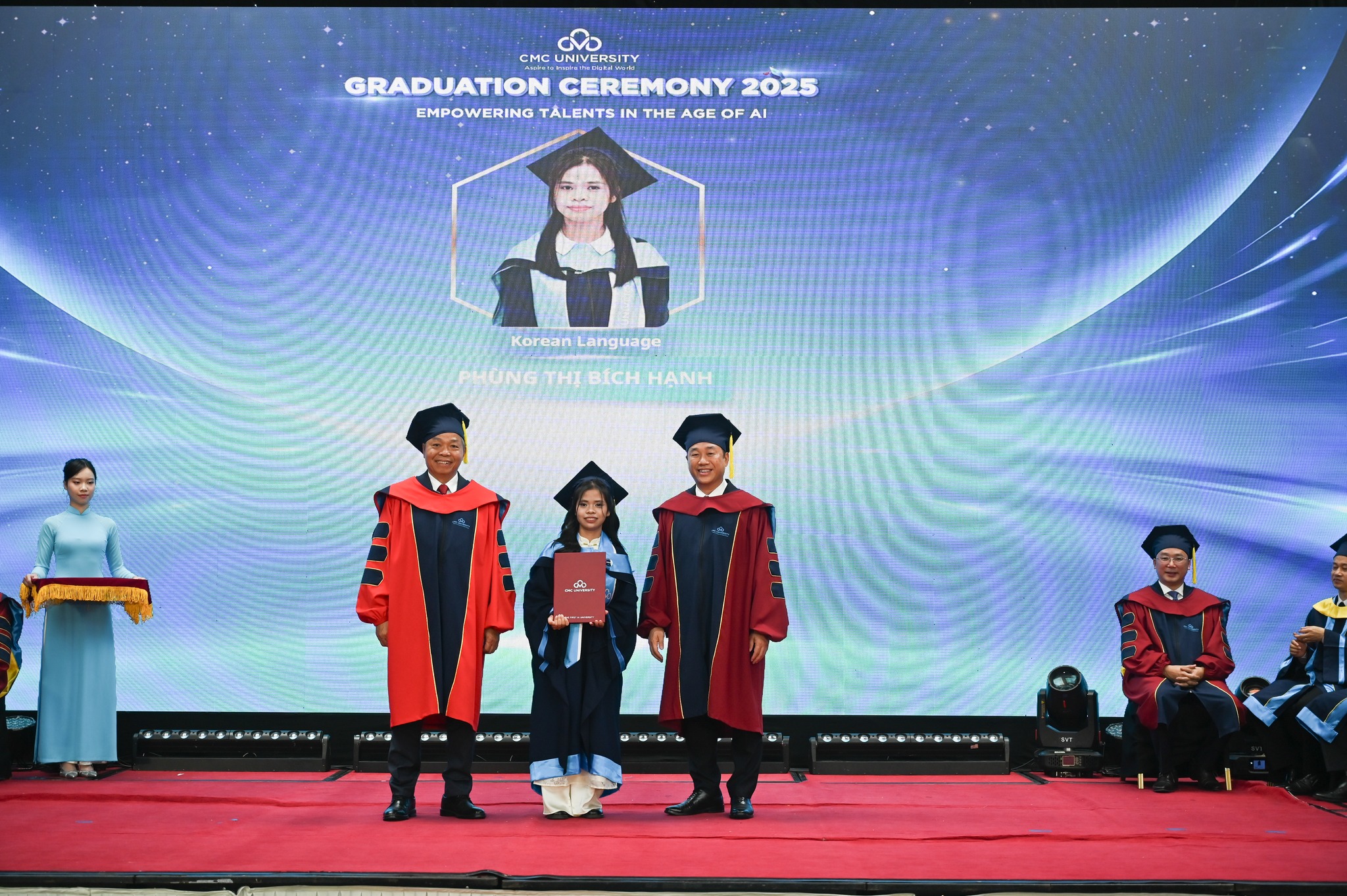 Lễ Tốt nghiệp và Trao bằng Cử nhân Khóa 1 Trường Đại học CMC năm 2025