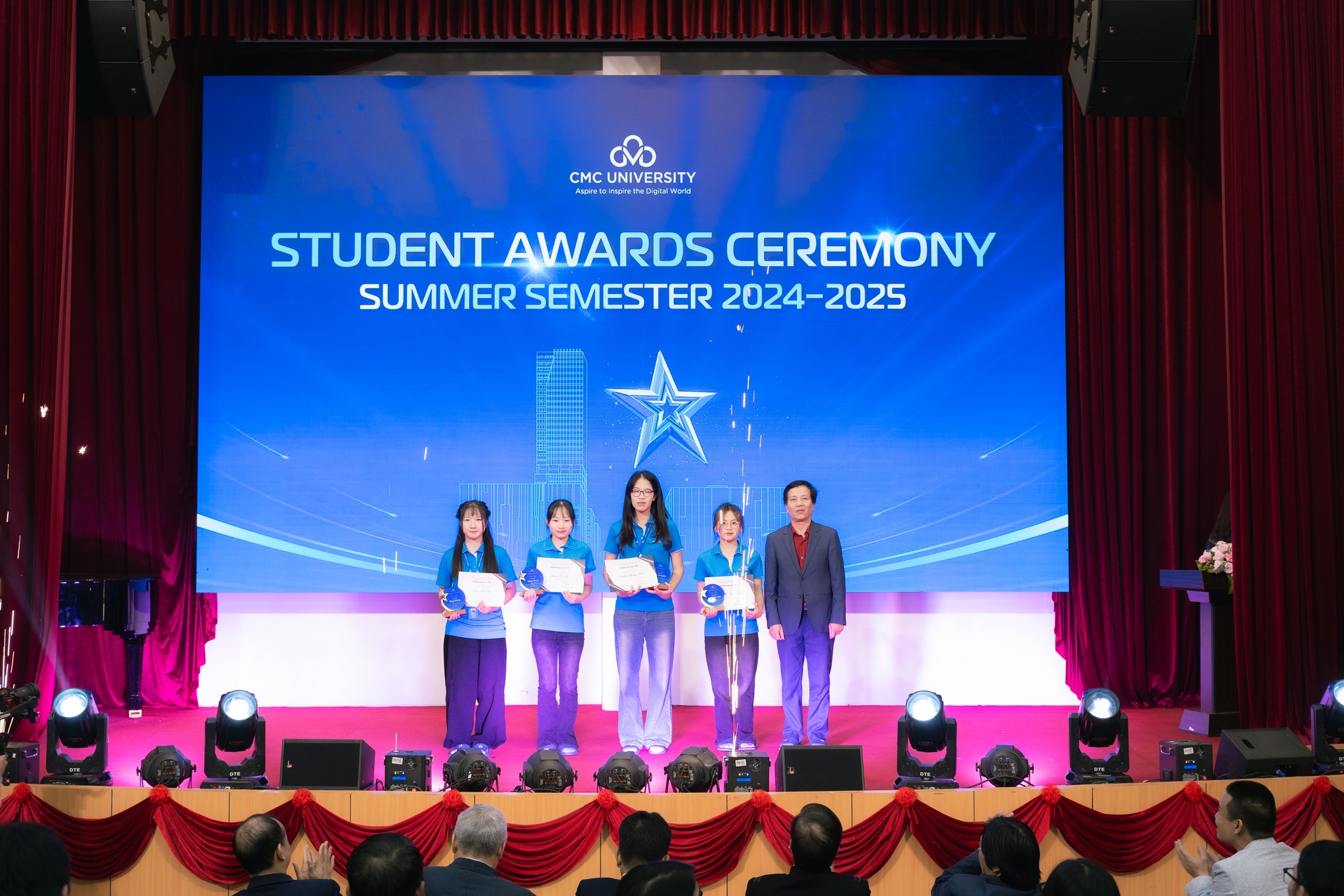 Lễ tuyên dương sinh viên Trường Đại học CMC học kỳ Hạ, năm học 2024 – 2025