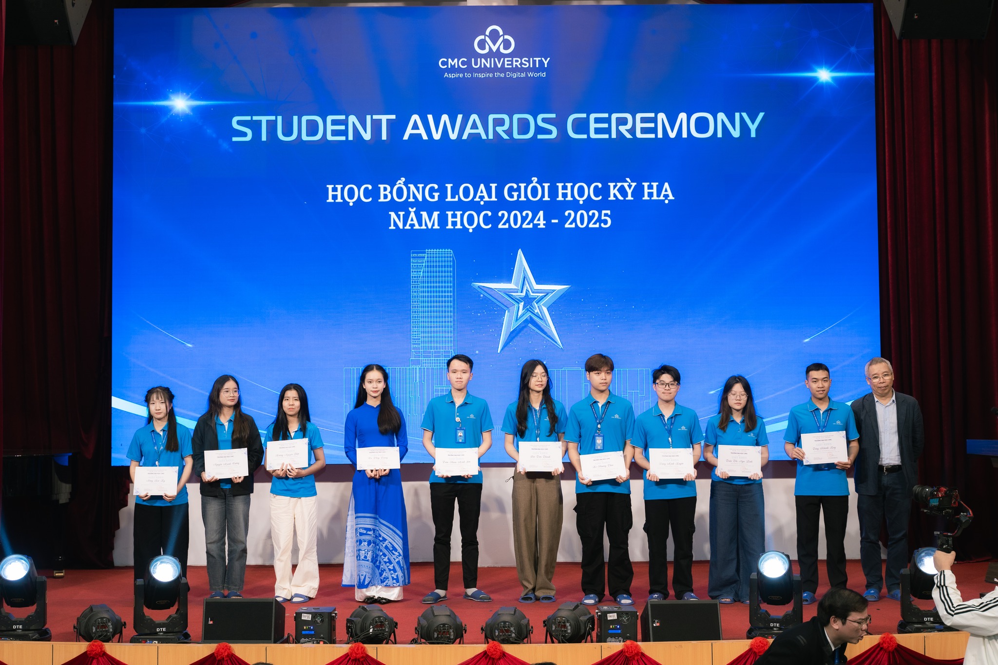 Sinh viên học tập xuất sắc nhất học kỳ Hạ, năm học 2024–2025