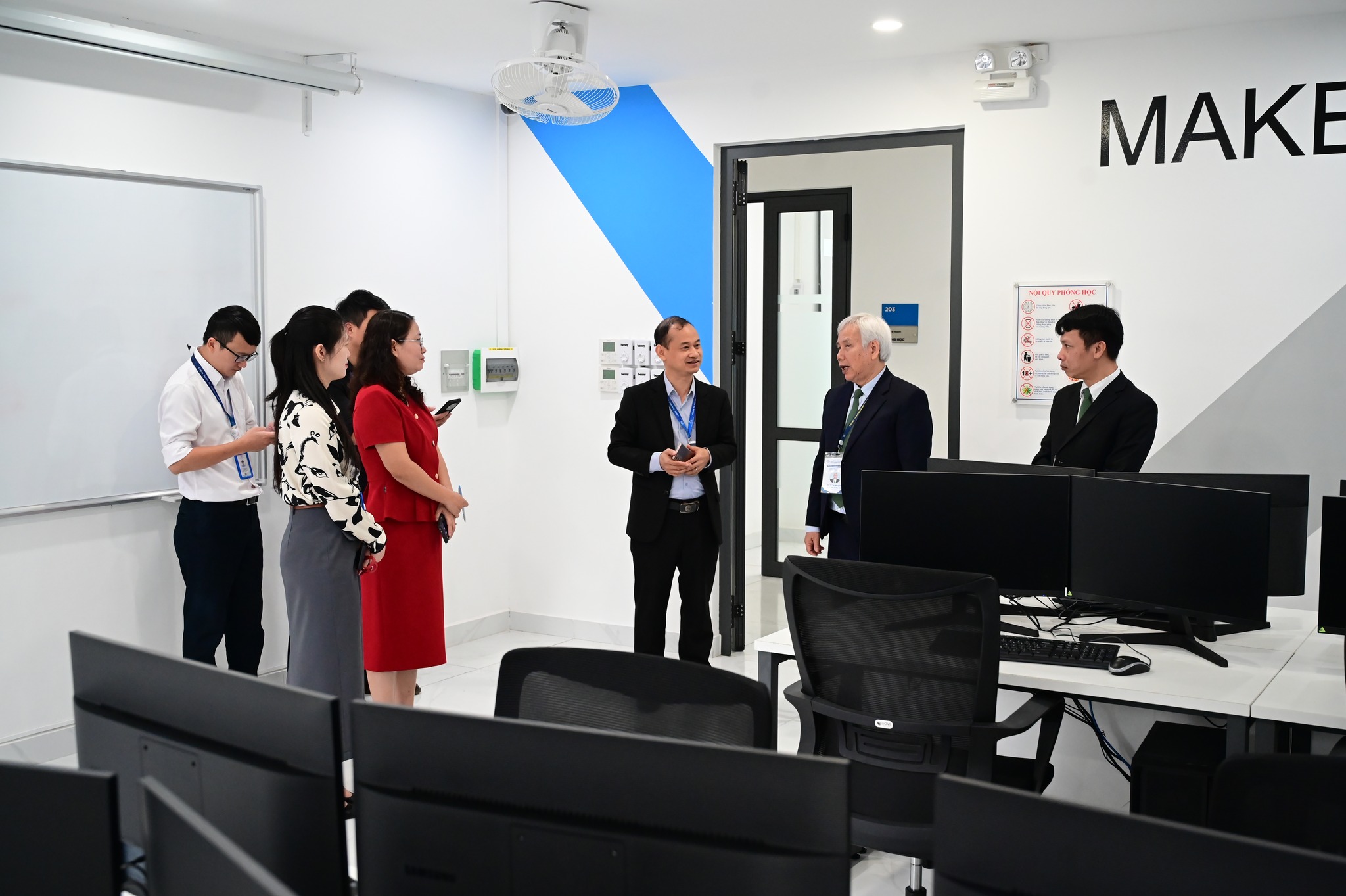 Trường Đại học CMC tiếp đón đoàn khảo sát sơ bộ từ Trung tâm Kiểm định chất lượng giáo dục Sài Gòn