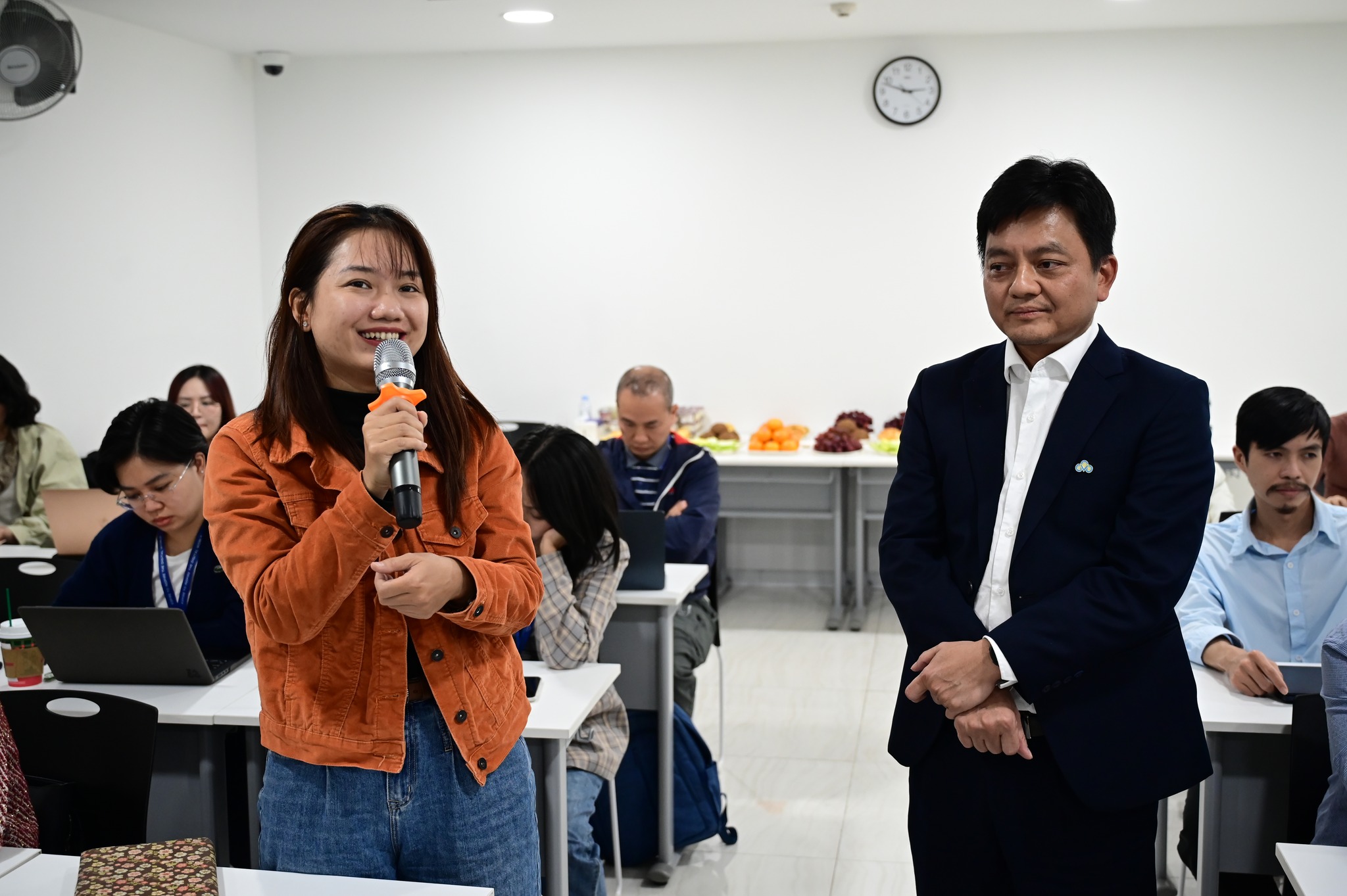 tập huấn Giảng dạy theo mô hình lớp học đảo ngược (Flipped Classroom) kết hợp Trợ giảng AI