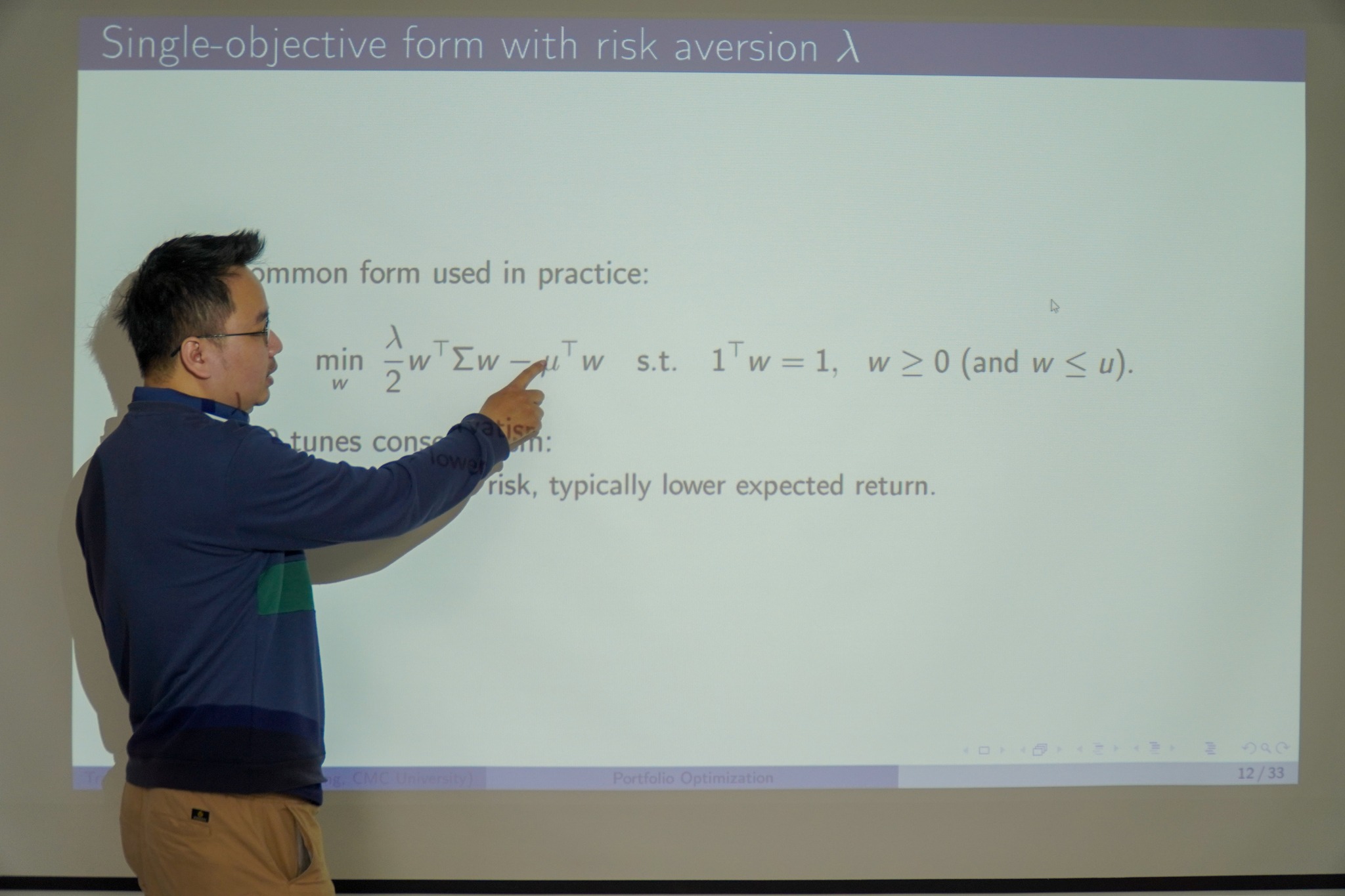 Seminar về cách tiếp cận hiện đại trong tối ưu hóa danh mục đầu tư từ thực tiễn thị trường chứng khoán tại Việt Nam Trường Đại học CMC