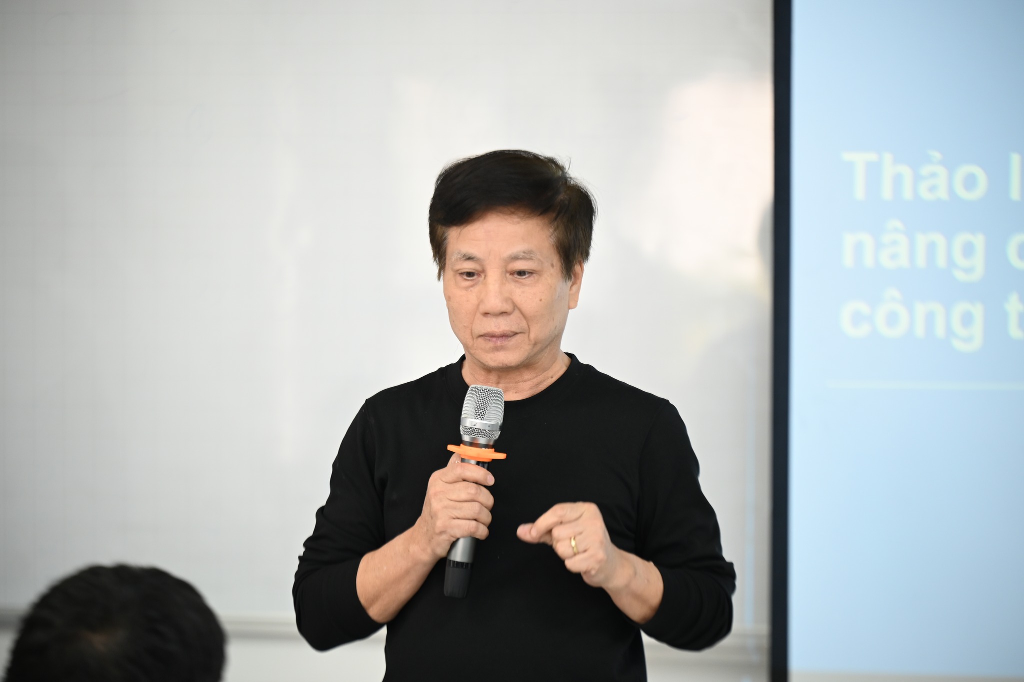 Trường Đại học CMC đã tổ chức Hội nghị Tổng kết công tác cố vấn học tập học kỳ Thu năm học 2025 - 2026