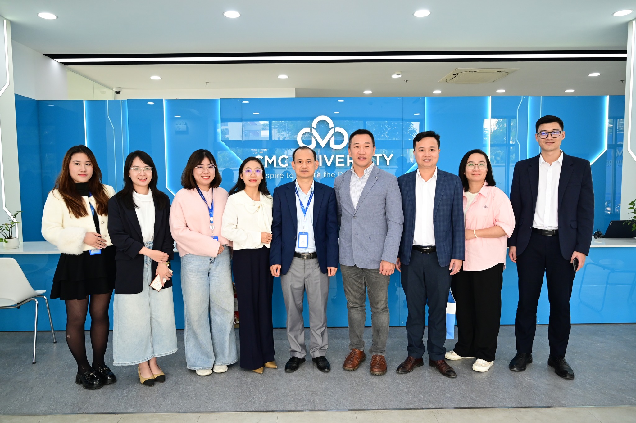 Trường Đại học CMC làm việc với Trường Đại học Khoa học và Công nghệ Đài Cương Đài Loan