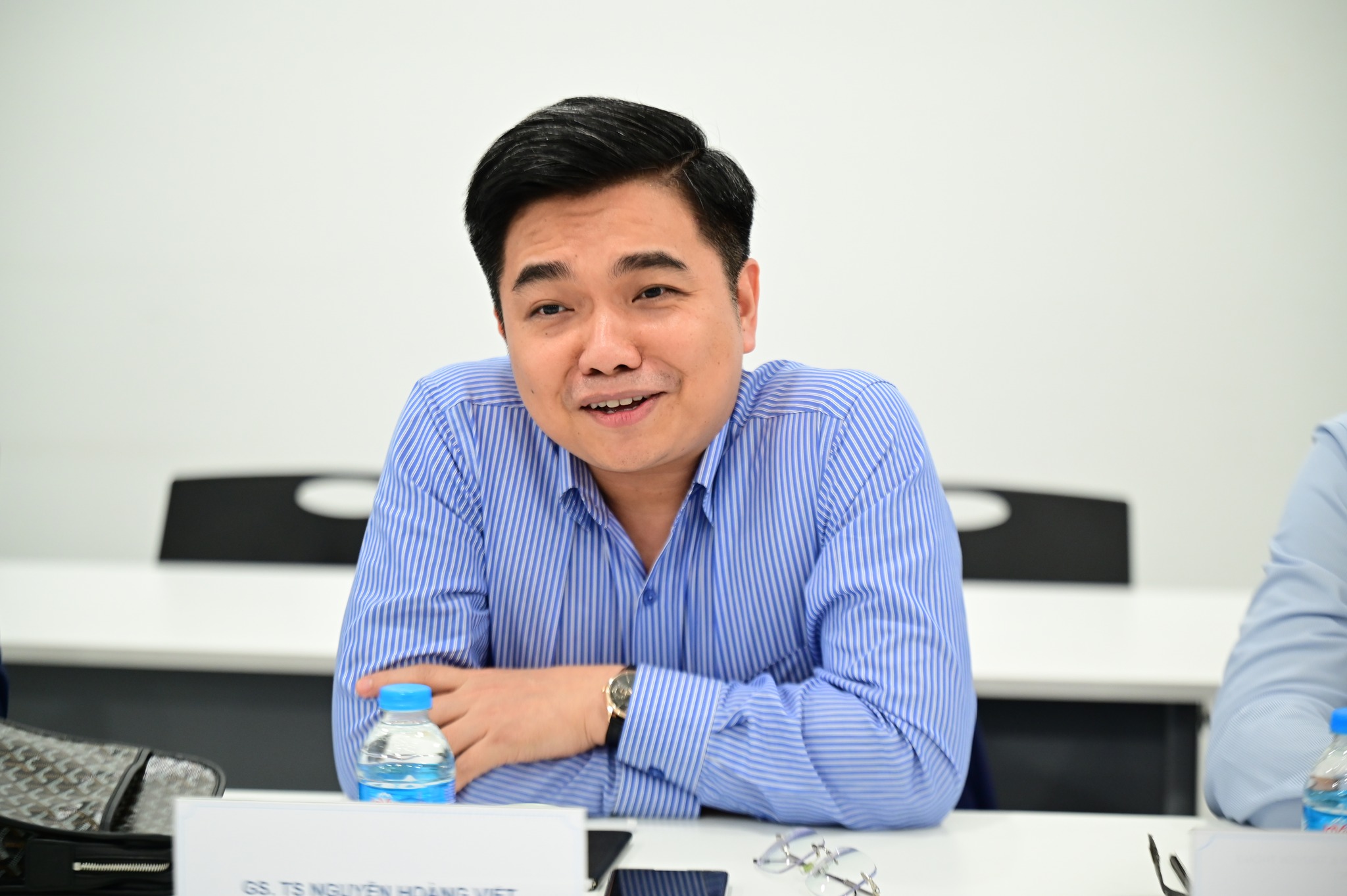 Trường Đại học CMC trao đổi và làm việc với Trường Đại học Thương mại