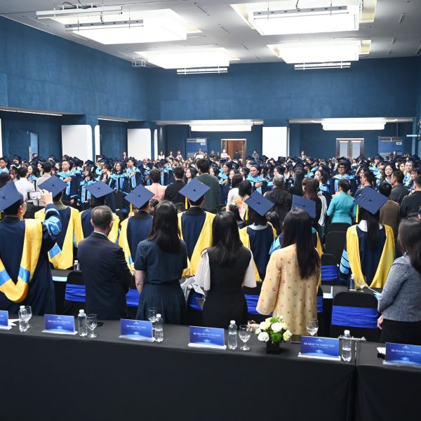 trường đại học cmc Lễ Tốt nghiệp và Trao bằng Cử nhân Khóa 1