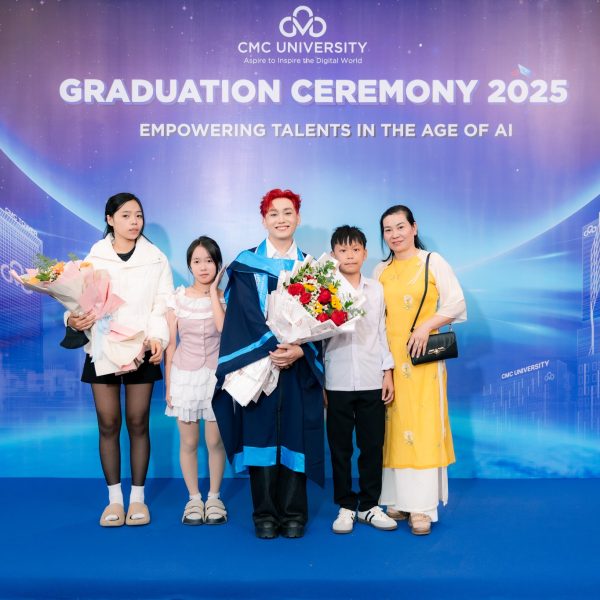 trường đại học cmc Lễ Tốt nghiệp và Trao bằng Cử nhân Khóa 1