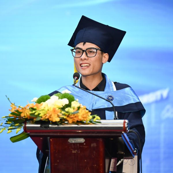 trường đại học cmc Lễ Tốt nghiệp và Trao bằng Cử nhân Khóa 1