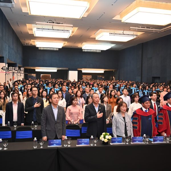 trường đại học cmc Lễ Tốt nghiệp và Trao bằng Cử nhân Khóa 1