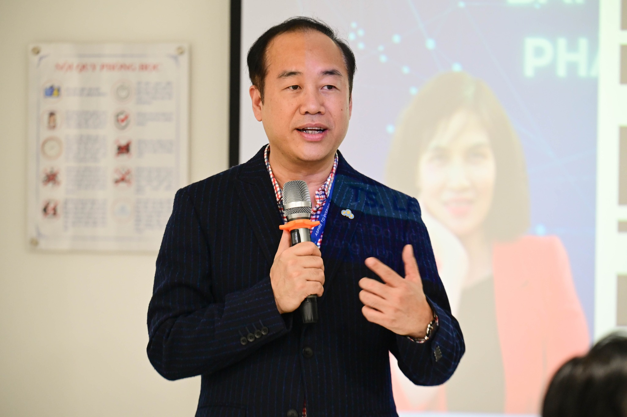 Trường Đại học CMC đào tạo nội bộ Phương pháp xây dựng bài kiểm tra, đánh giá học phần theo chuẩn đầu ra