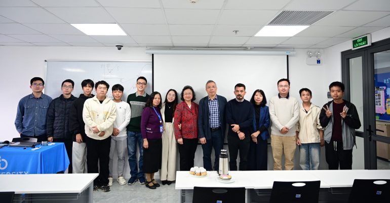 Những khía cạnh cần quan tâm của nhà đầu tư nghiệp dư trên thị trường chứng khoán seminar khoa đại cương trường đại học cmc