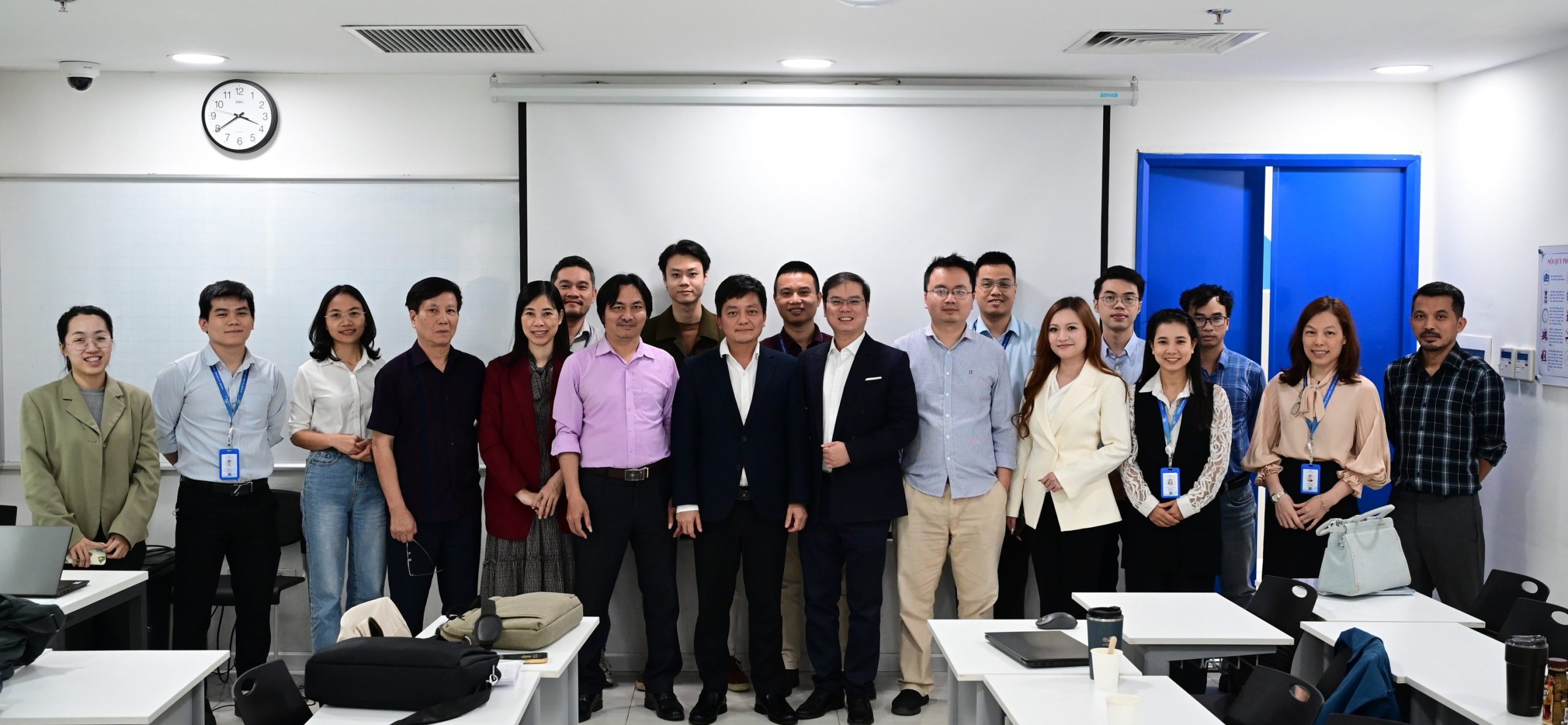 AI University tại CMCU Mỗi sinh viên một giảng viên AI - Cá nhân hóa học tập ở quy mô toàn trường