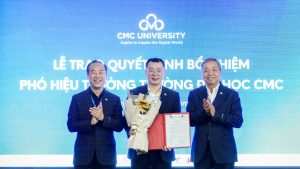 Lễ công bố và trao Quyết định bổ nhiệm ông Lê Anh Tuấn giữ chức vụ Phó Hiệu trưởng Trường Đại học CMC