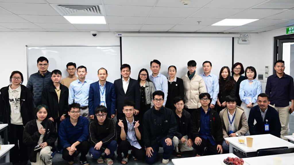 Từ nghiên cứu quốc tế đến các hướng ứng dụng thực tiễn với Seminar khoa học “Deep Learning & Ứng dụng”