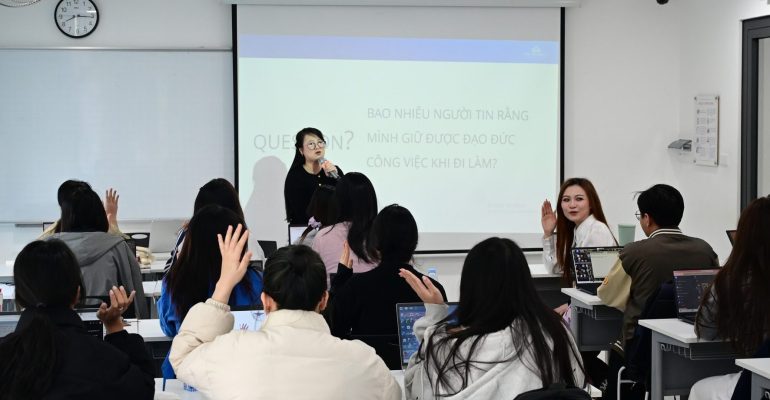 seminar Những quyết định đạo đức đầu đời và cách định hình sự nghiệp kinh doanh - trường đại học cmc