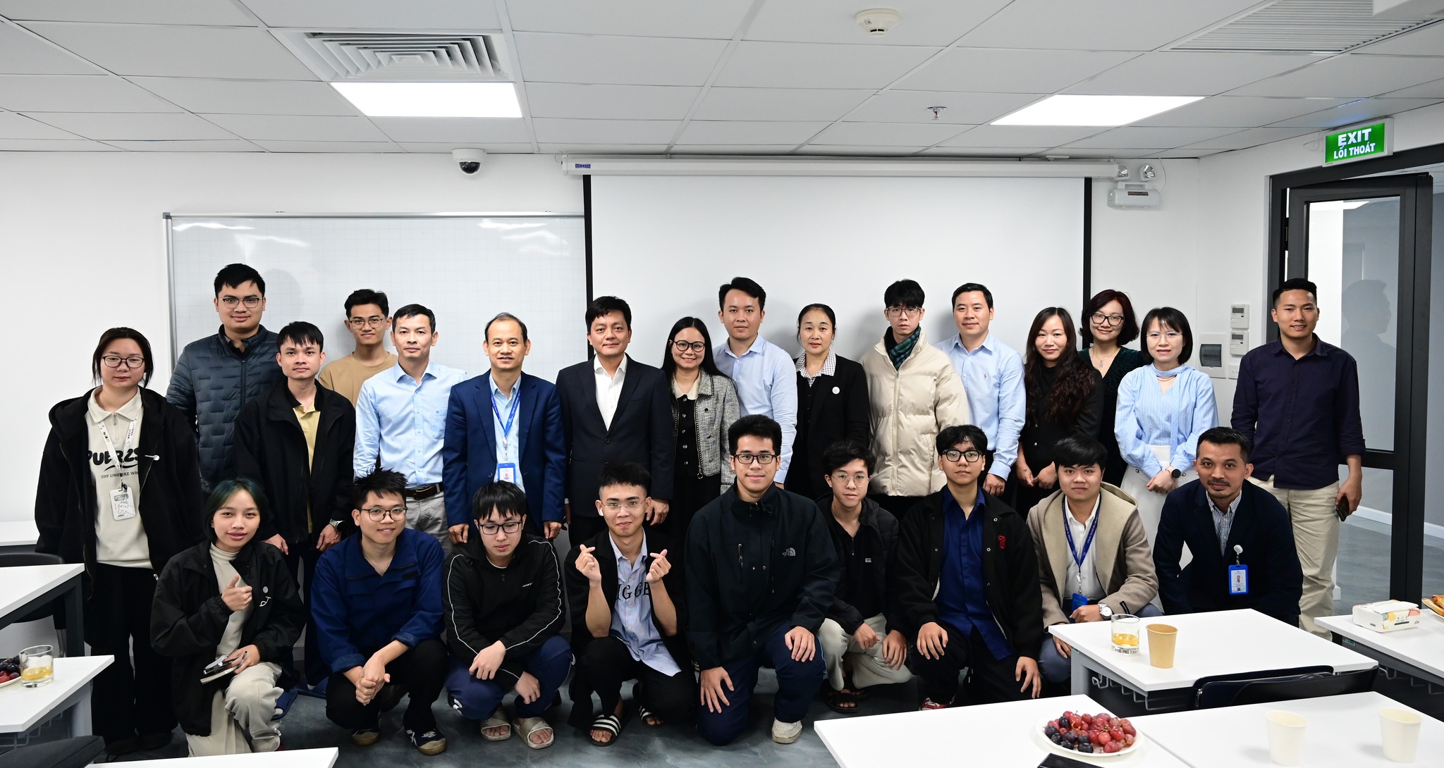 seminar khoa học Deep Learning & Ứng dụng trường đại học cmc