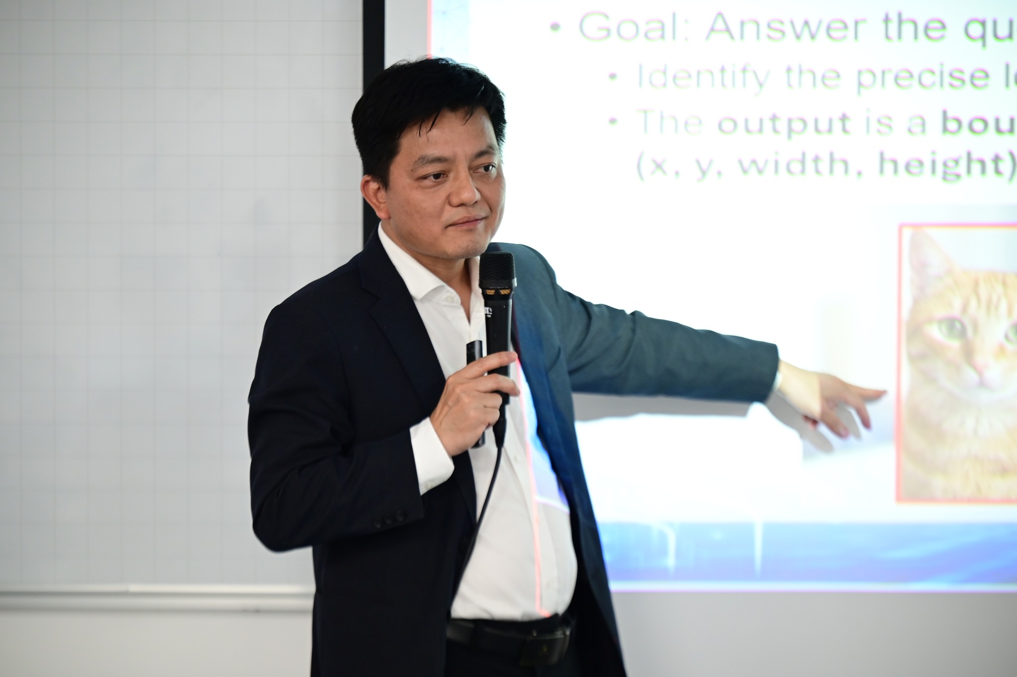 seminar khoa học Deep Learning & Ứng dụng trường đại học cmc