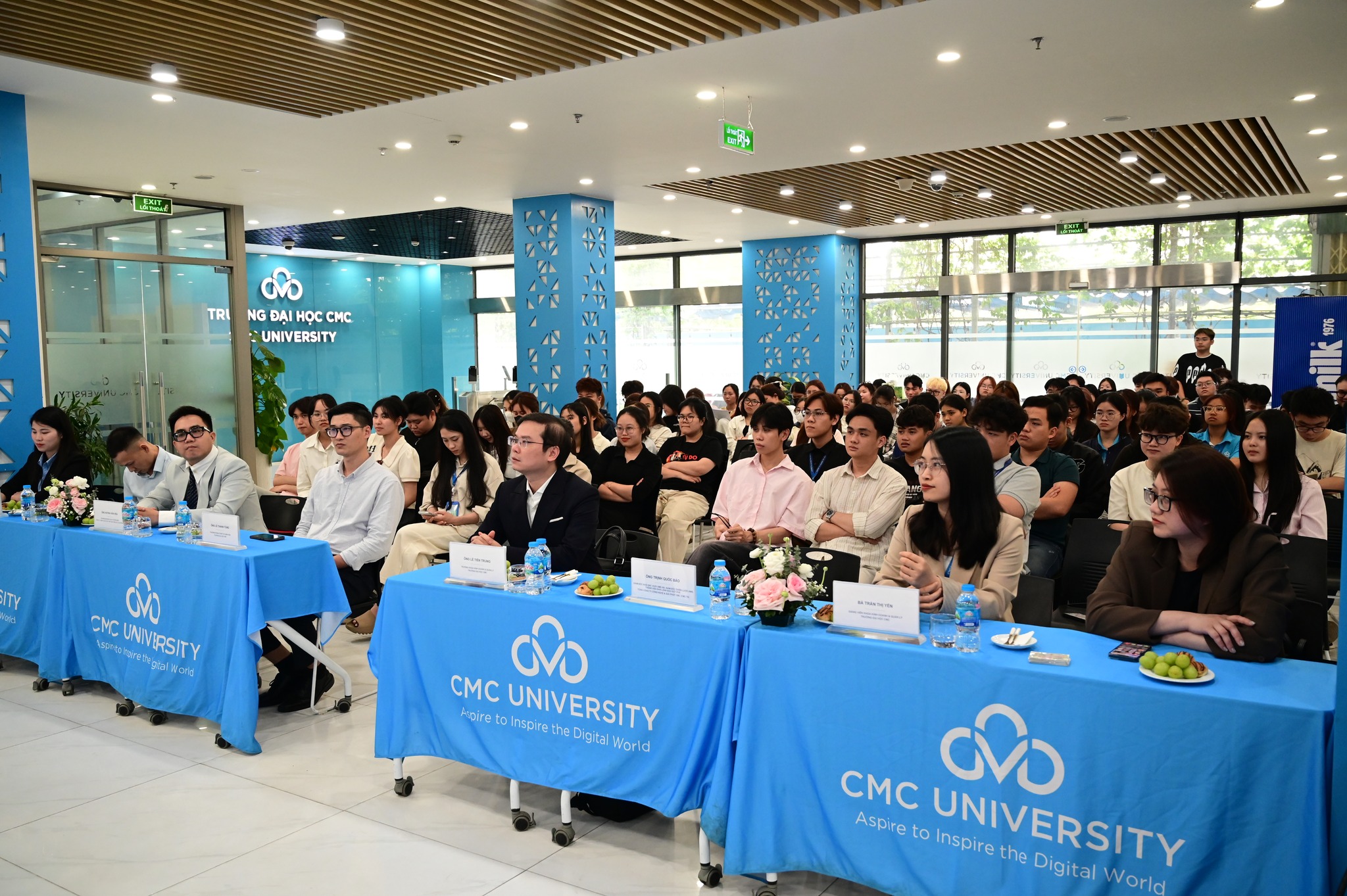 talkshow Sales - Logistics trường đại học cmc