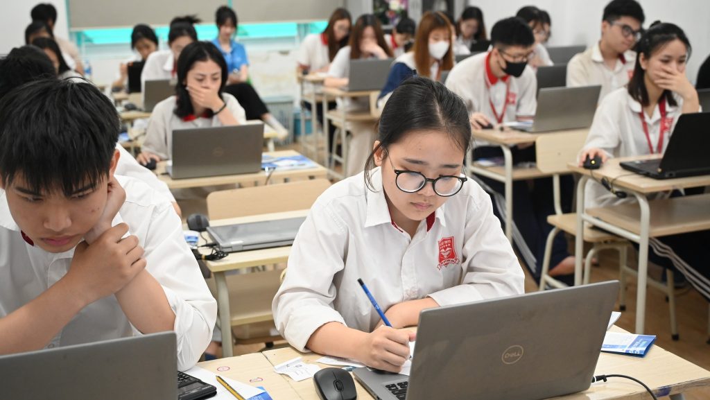 Trường Đại học CMC chính thức khởi động Kỳ thi CMC-TEST đợt 2 năm 2026 tại Trường THPT Hoàng Long