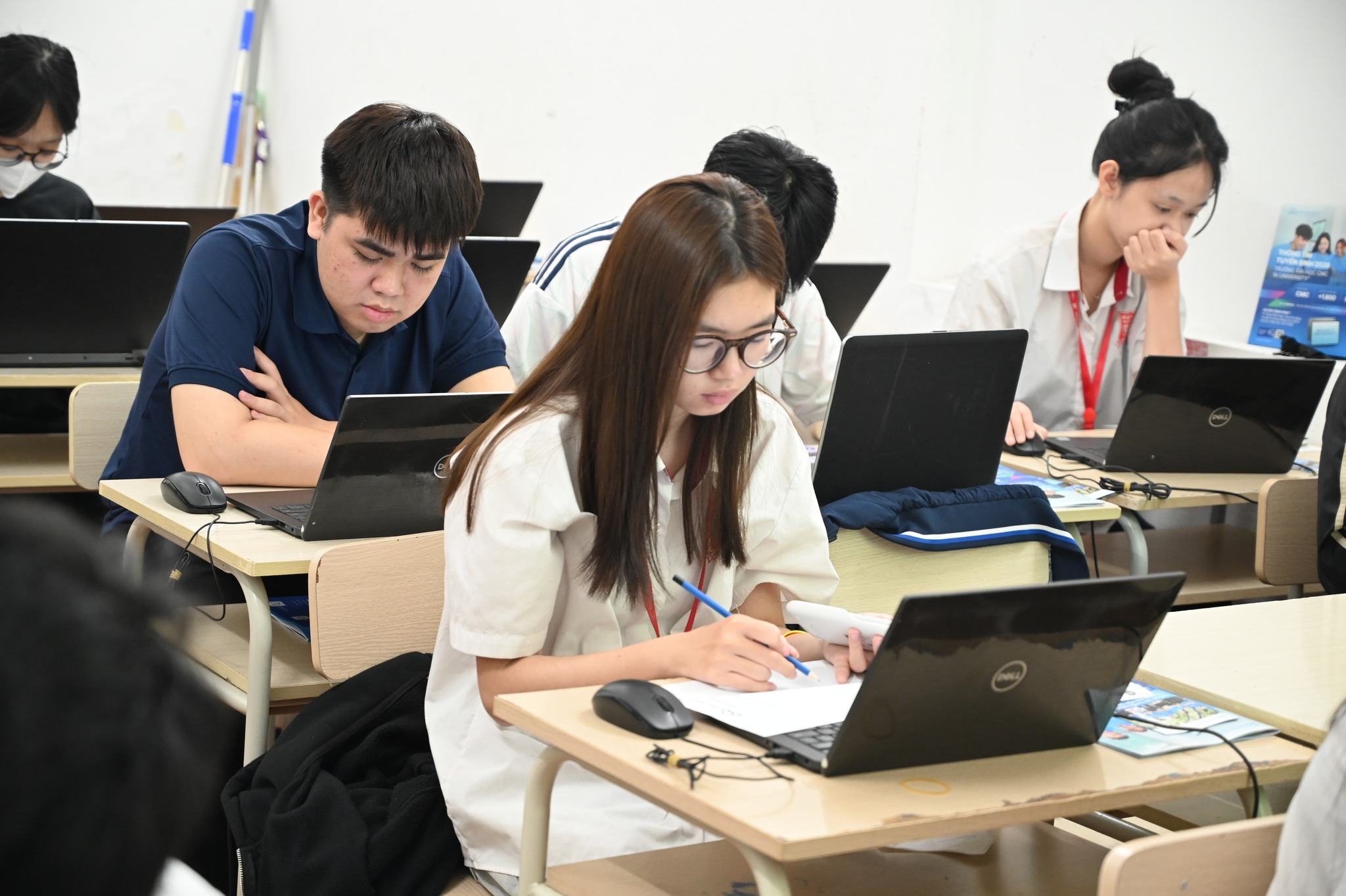 Trường Đại học CMC chính thức khởi động Kỳ thi CMC-TEST đợt 2 năm 2026 tại Trường THPT Hoàng Long