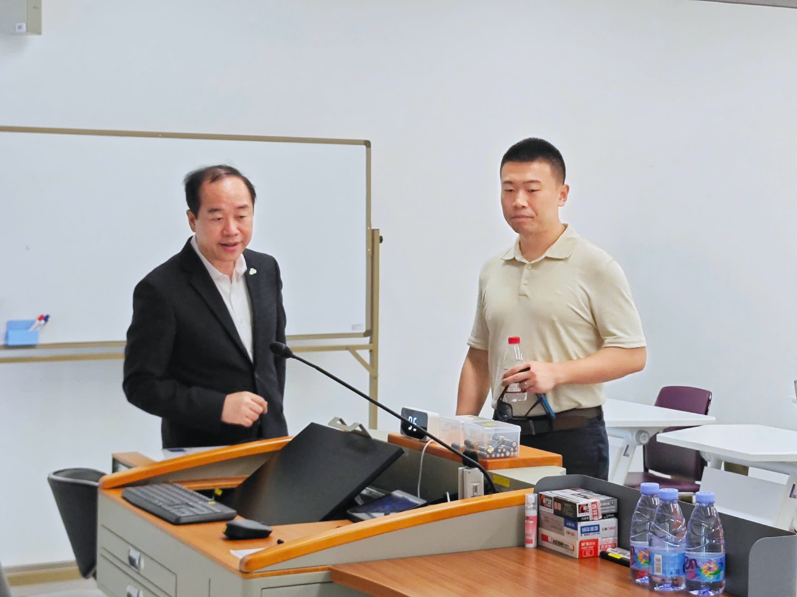 Trường Đại học CMC tăng cường kết nối và thúc đẩy hợp tác với với Đại học Thanh Hoa